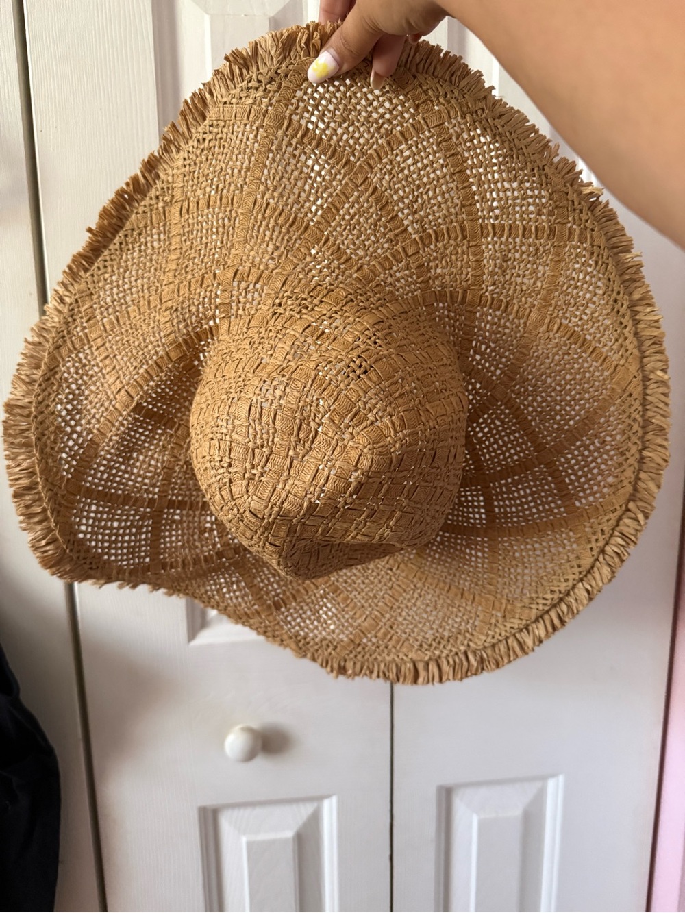 Wide Brim Straw Sun Hat - Tan